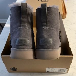 Grey uggs